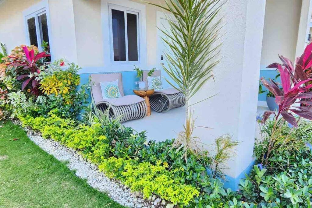 Snooze At Oceanpointe Villa Lucea Exterior photo
