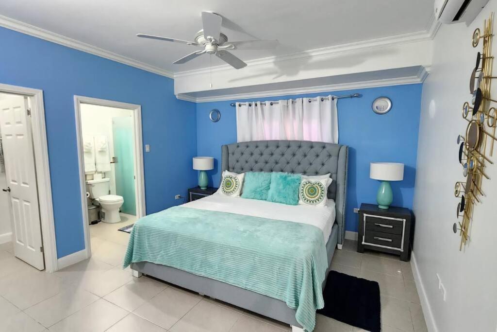 Snooze At Oceanpointe Villa Lucea Exterior photo